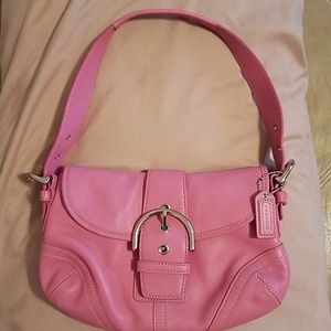 Beautiful Coach shoulder bag.